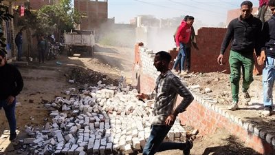 رئيس مدينة أبو النمرس بجنوب الجيزة يشن حملة إشغالات مكبرة لقرى المركز 