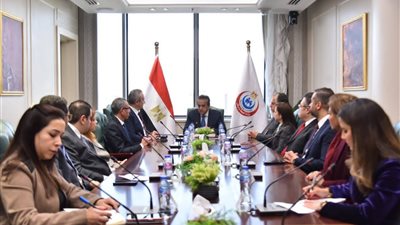 وزير الصحة يكرم فرق القوافل الطبية في دعم الأشقاء بالسودان وجيبوتي والصومال
