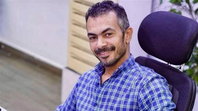الصحفي محمود نصر