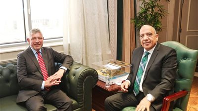  وزير الكهرباء يستقبل سفير الدنمارك بالقاهرة لبحث سبل التعاون بمجالات الطاقات المتجددة