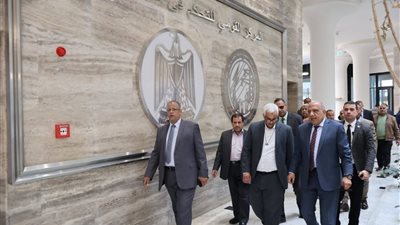 وزير الكهرباء يتفقد المركز القومي للتحكم في الطاقة خلال شهر رمضان