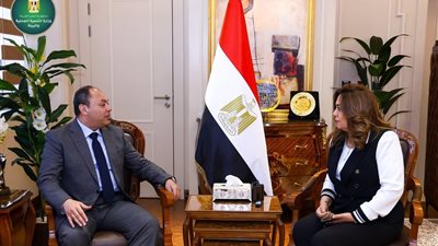 تنمية الصعيد: تعاون بين الحكومة والهيئة لدفع عجلة الاستثمار