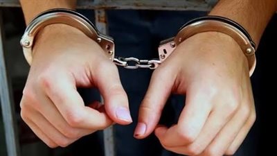 قرر قاضي المعارضات بمحكمة جنح السلام تجديد حبس عاطل متهم بالتحرش بسيدة