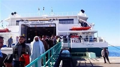 تداول 12 الف طن و 732 شاحنة بضائع بموانئ البحر الأحمر