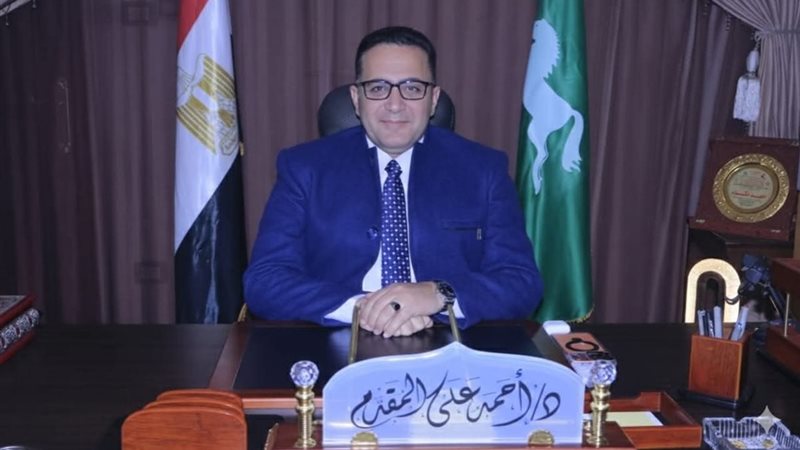 الدكتور أحمد المقدم