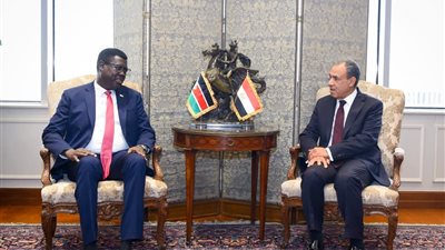 مصر وجنوب السودان يتفقان علي التنسيق والتشاور المشترك لمواجهة التحديات الإقليمية والدولية