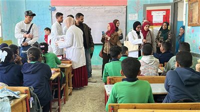 مديرية الصحة بالسويس تنظم قافلة تثقيفية لطلاب مدرسة أبوبكر الصديق