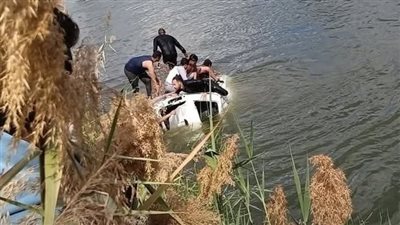 مصرع شخص وإصابة 6 آخرين في انقلاب ميكروباص بترعة الإبراهيمية بملوي بالمنيا