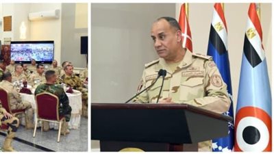  وزير الدفاع يتفقد الجاهزية القتالية للمنطقة المركزية العسكرية ويشارك المقاتلين وجبة الإفطار