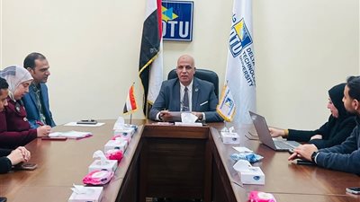 حوار مفتوح مع الطلاب..رئيس جامعة الدلتا التكنولوجية يؤكد دعم المبادرات والأنشطة الطلابية