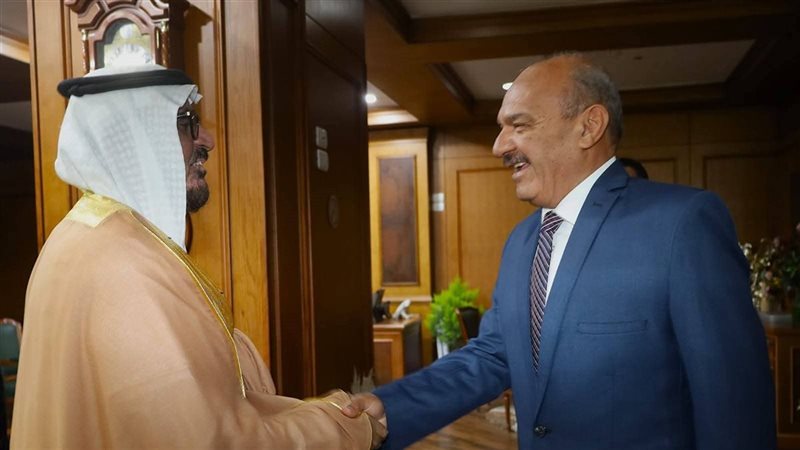 محافظ السويس 