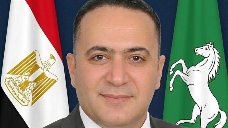 الدكتور أحمد المقدم