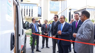 وزير الخارجية يفتتح مكتب تصديقات بالعاصمة الإدارية الجديدة