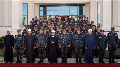 بحضور وزير الأوقاف القوات البحرية تنظم ندوة دينية بالتزامن مع شهر رمضان 
