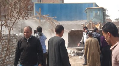 رئيس مركز ومدينة أبوالنمرس بجنوب الجيزة يشن حملة إزالات مكبرة وتصدّي للمخالفين