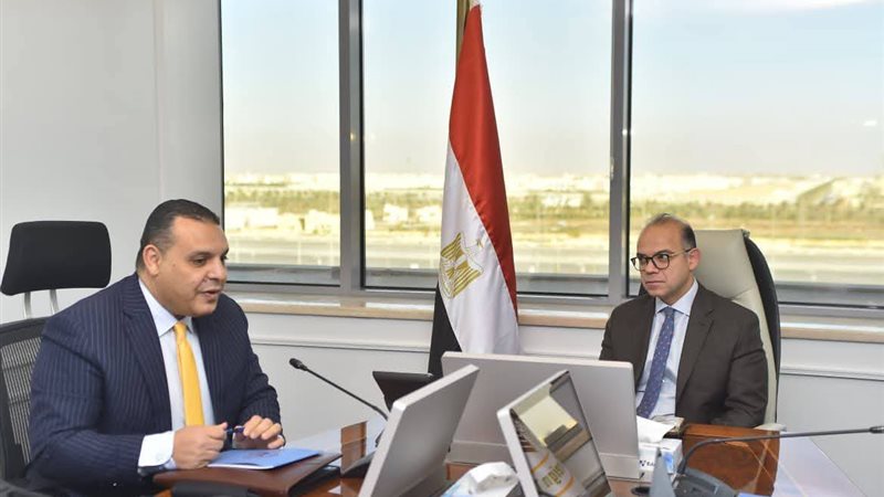 وزير الاستثمار والتجارة