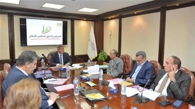  الأعلى للإعلام يحظر ظهور سارة هادي وضياء العوضي ويخالف بعض القنوات