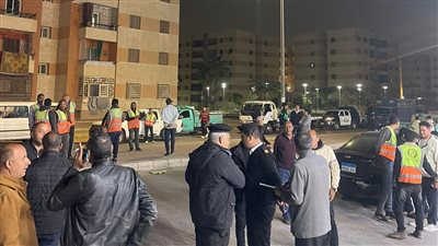 حملة مسائية لرفع الإشغالات والباعة الجائلين بالطرق الرئيسية ومنطقة دهشور 