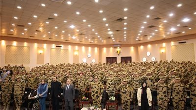 قيادة قوات الصاعقة تنظم إحتفالية لأسر الشهداء بمناسبة يوم الشهيد والمحارب القديم