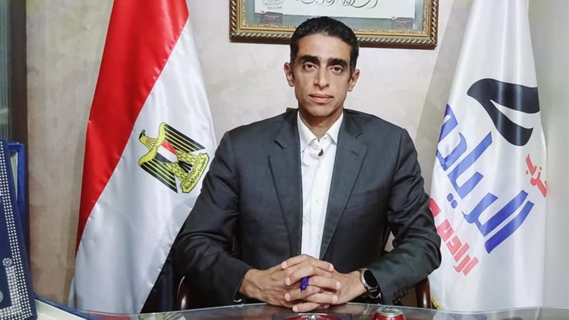 سراج عليوة