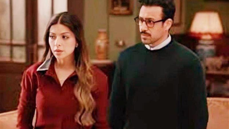 الفنانة ميرنا جميل