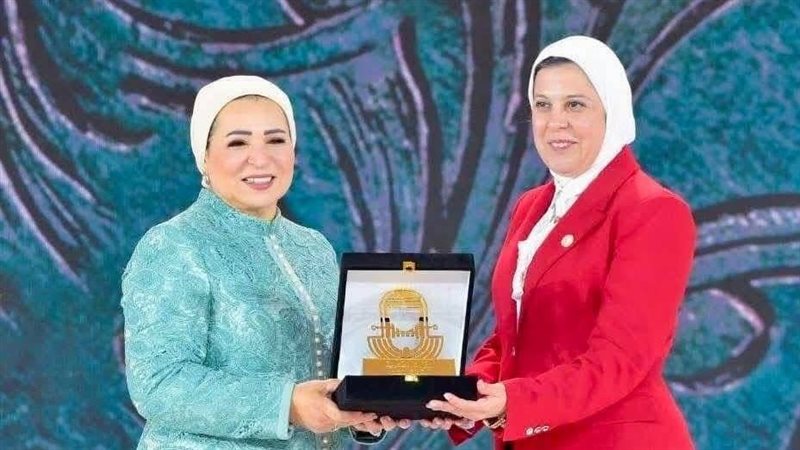 فرع السويس يبعث بتهنئة
