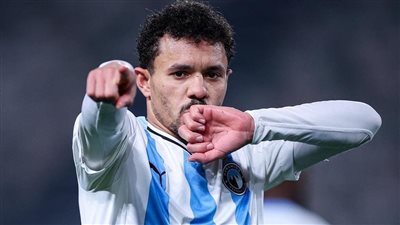موعد وحكام مباراة بيراميدز والجيش الملكي