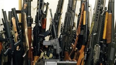 الأجهزة الأمنية تضبط عنصرين جنائيين بتهمة غسل 120 مليون جنيه بتجارة السلاح 