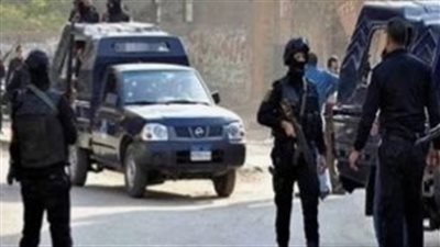 مصرع عنصرين إجراميين من المتاجرين بالمواد المخدرة بعد مبادرتهم بإطلاق النار بقنا