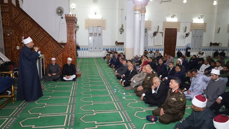 قيادات السويس يشهدون