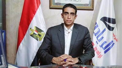 الدكتور سراج عليوة يهنئ الرئيس السيسي والشعب المصري بحلول عيد الفطر المبارك