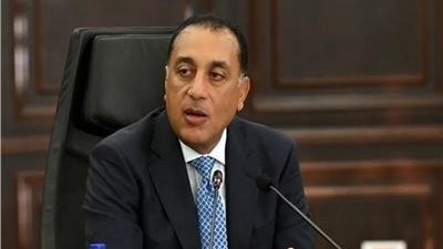 مدبولي يعلن قرارات عاجلة لترشيد استهلاك الكهرباء في مصر