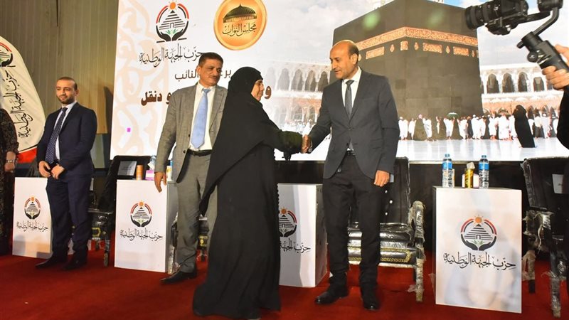 محافظ أسيوط يشهد