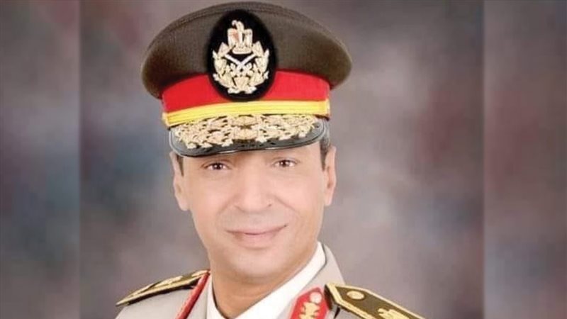 محافظ السويس السابق