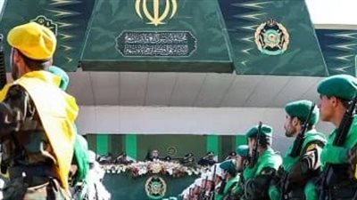 الحرس الثوري الإيراني يعلن مقتل قائد القوات البحرية