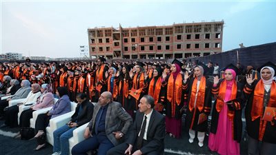 محافظ أسيوط يشهد احتفالية تخريج أول دفعة من جامعة سفنكس 