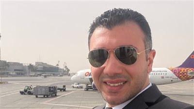 كابتن طيار يكشف كواليس الطيران وقت الحروب من داخل قمرة قيادة A320