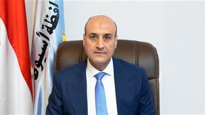 محافظ أسيوط: تشميع 41 منشأة مخالفة لمواعيد الغلق بالمحافظة