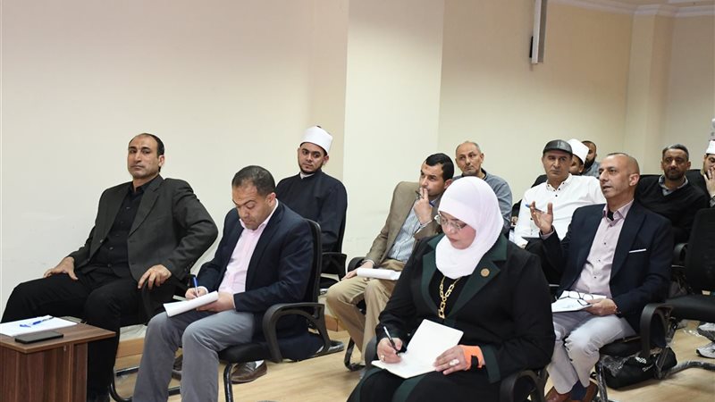 استمرار فعاليات الدورة