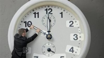 رسمياً تقديم الساعة 60 دقيقة في هذا الموعد!