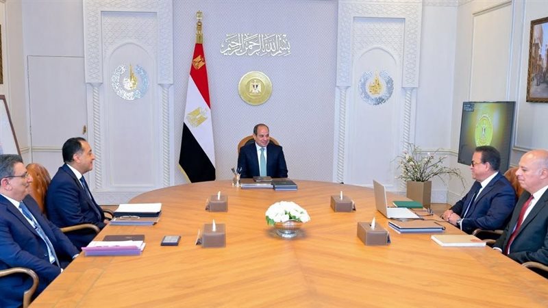 السيسي يتابع مشروعات الصحة القومية