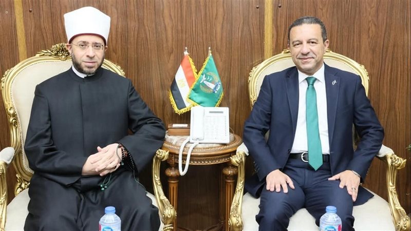 محافظ المنوفية ووزير