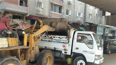 محافظ الجيزة يستبعد مسؤول الإشغالات بعد جولة مفاجئة ببولاق الدكرور