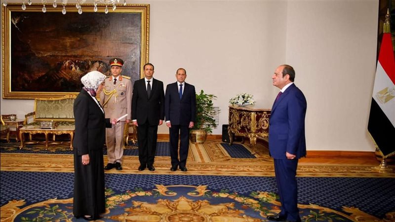     هدى عيسى تبدأ
