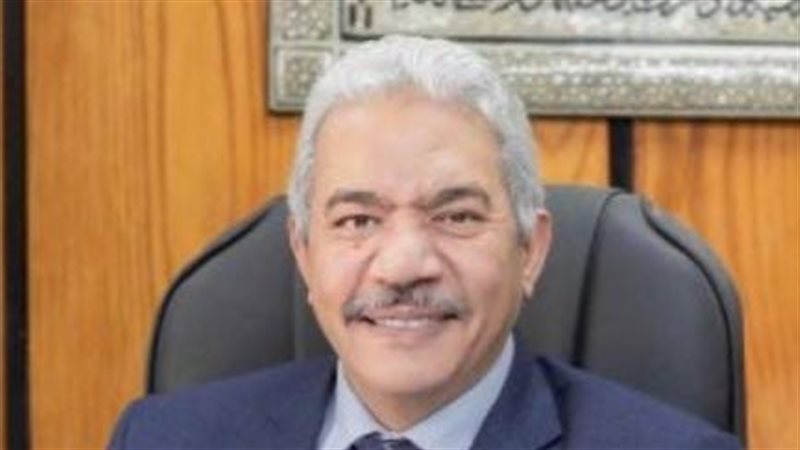 الدكتور محمود صديق