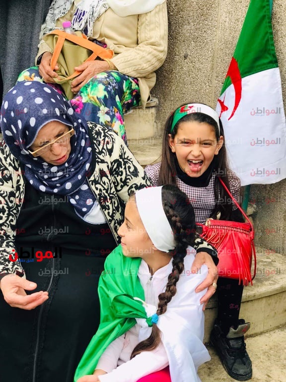 خاص صور| كيف كان دور المرأة الجزائرية في المظاهرات 