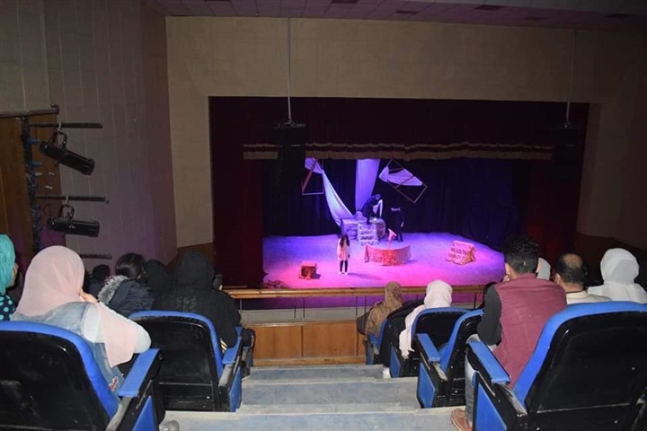 صور| عروض «نوادى المسرح» بـ قصر ثقافة الزقازيق
