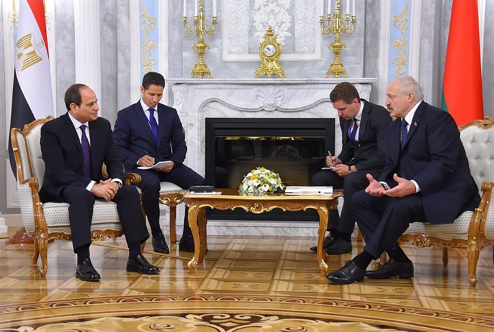 صور|التفاصيل الكاملة لجلسة مباحثات الرئيس السيسي ونظيره البيلاروسي