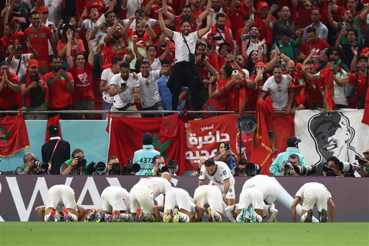 المغرب تضرب بلجيكا بثنائية وتحقق ثان انتصارات العرب في مونديال قطر