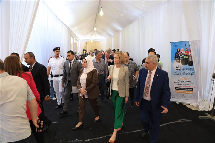 سفيرة النرويج تشهد افتتاح ملتقى توظيف برنامج "فرصة" بمحافظة الشرقية
